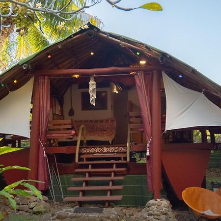 Location " La Pirogue " Maison D'Hotes A Moorea Haapiti Dış mekan fotoğraf